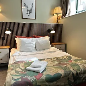 Tre Sma Hotel